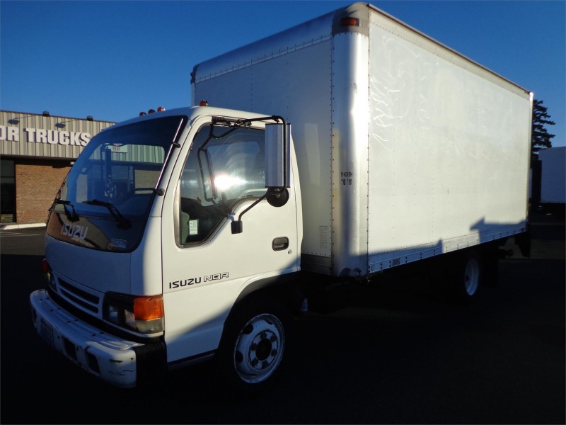 2000 ISUZU NQR 