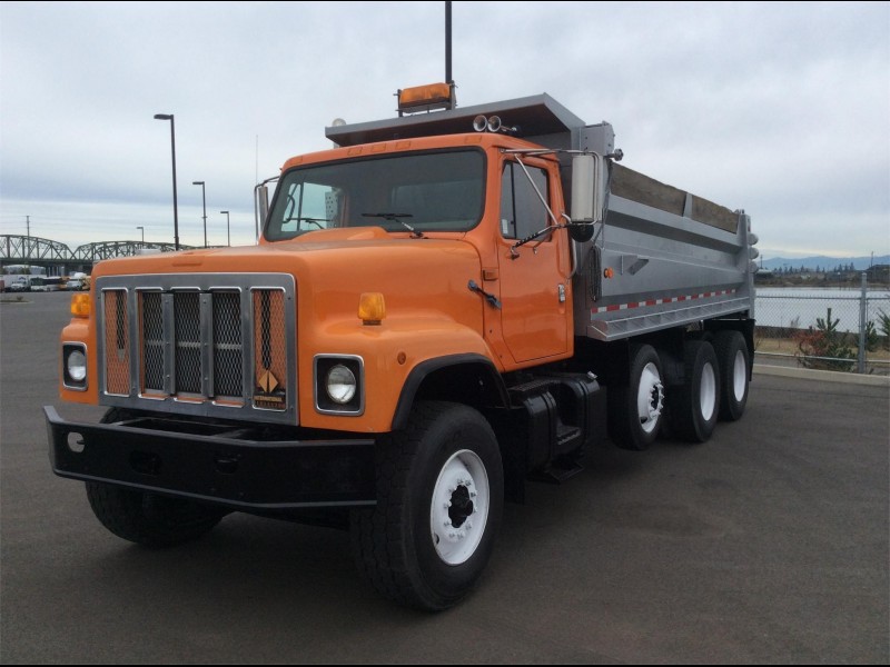 used INTERNATIONAL 2574 1999 INTERNATIONAL 2574