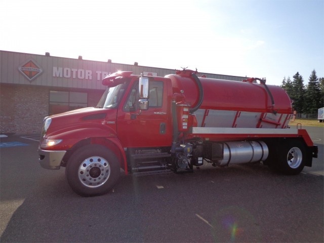 2008 INTERNATIONAL 4300 