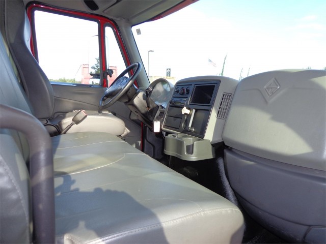 2008 INTERNATIONAL 4300 