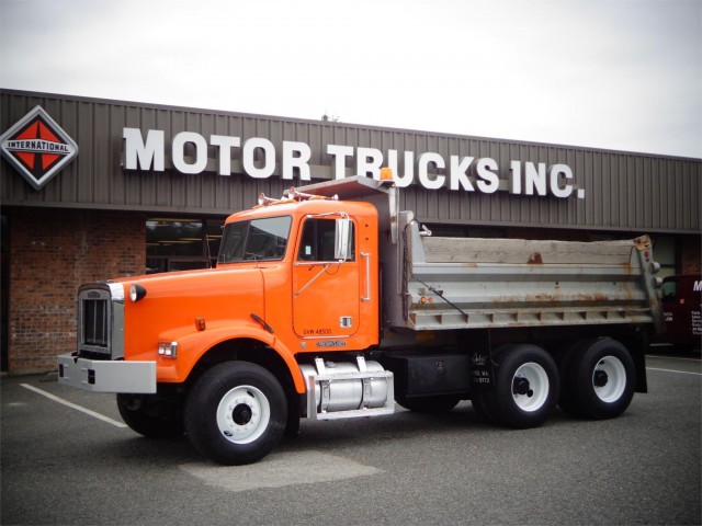 1996 FREIGHTLINER FLD12064SD 