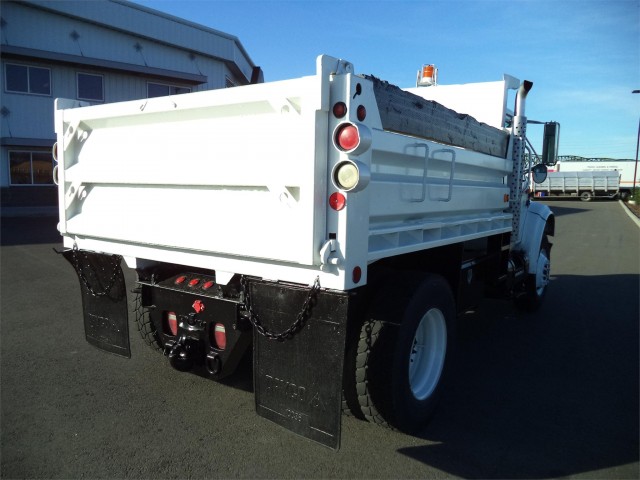 1996 INTERNATIONAL 4900 