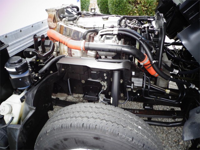 2009 ISUZU NPR HD 