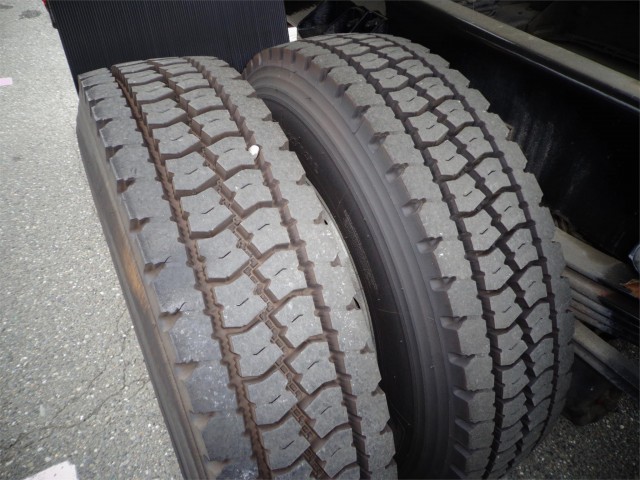 2008 KENWORTH T300 