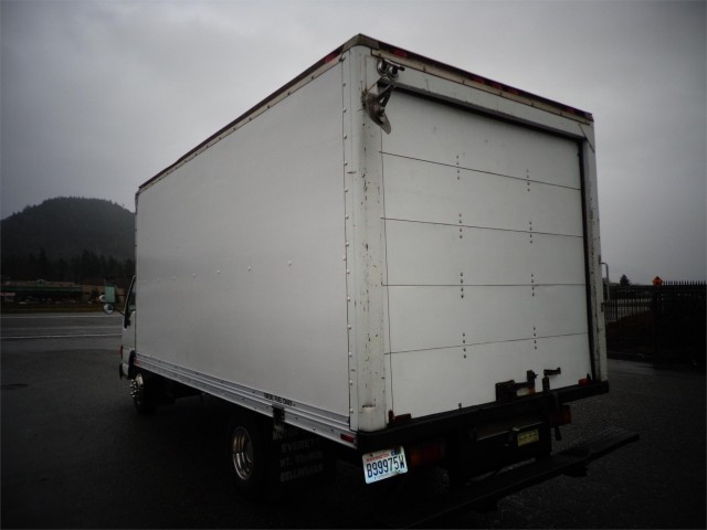 2000 ISUZU NPR 