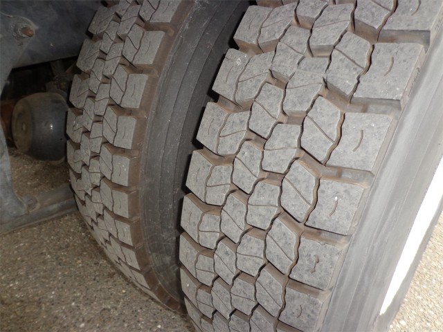 2007 INTERNATIONAL 4300 